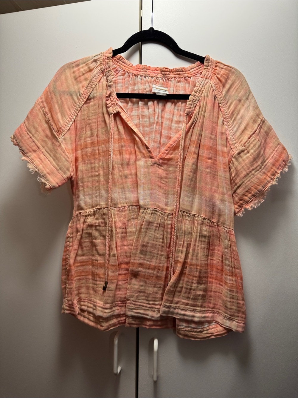 Pilcro Peach & Coral Tie-Dye Peasant Tunic Top